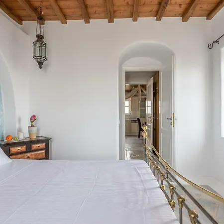 Carmelita Holiday House With Pool By Stylishstays Villa